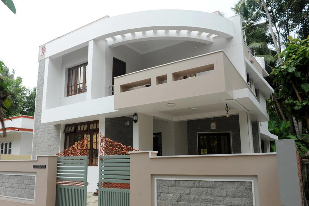 Moksha Homestay Thiruvananthapuram Ngoại thất bức ảnh
